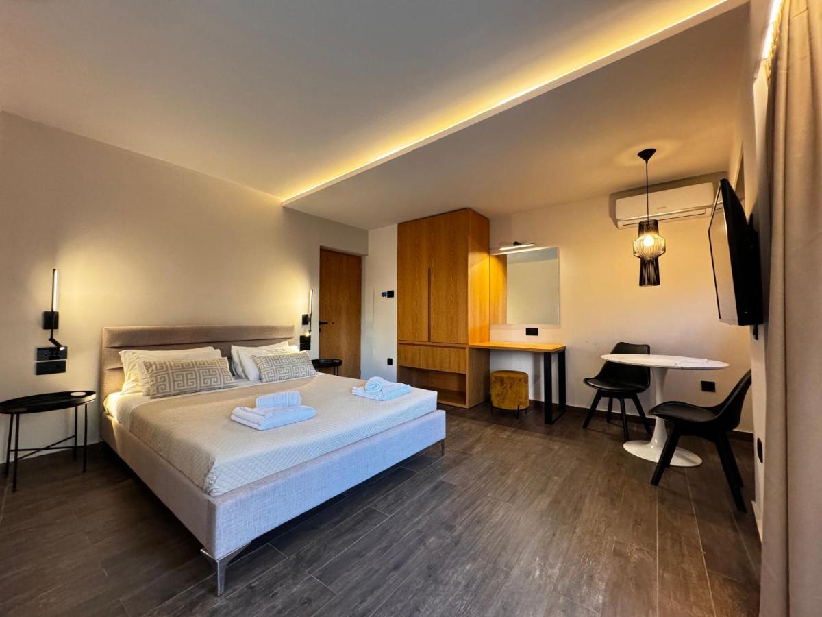 Elina Hotel Apartments Rethymno  Ngoại thất bức ảnh
